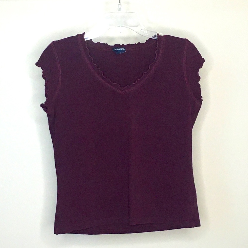 SOLD GAP Lettuce Edge Purple V-Neck T-Shirt
